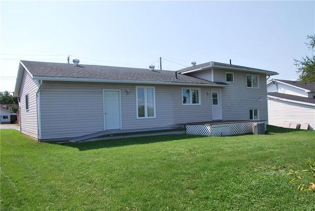 759 Eighth Street, House detached with 3 bedrooms, 2 bathrooms and 3 parking in Renfrew ON | Image 18
