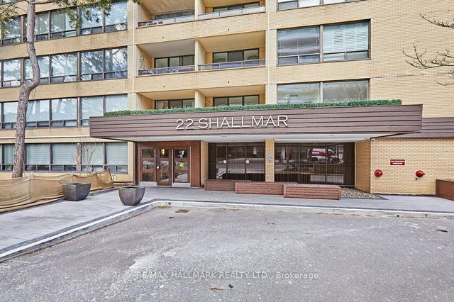 302 - 22 Shallmar Blvd, Condo with 2 bedrooms, 2 bathrooms and 1 parking in Toronto ON | Image 1