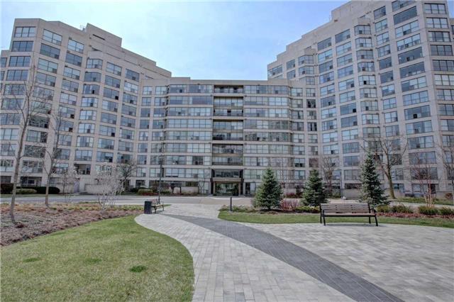 802 - 2267 Lake Shore Blvd W, Condo with 2 bedrooms, 2 bathrooms and 1 parking in Toronto ON | Image 1