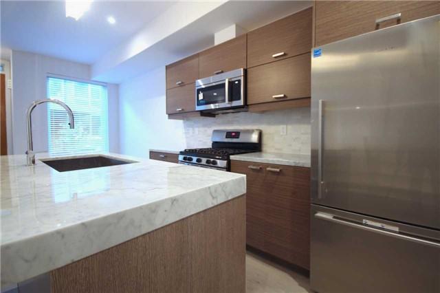 Th210 - 54 Curzon St, House attached with 3 bedrooms, 3 bathrooms and 1 parking in Toronto ON | Image 4