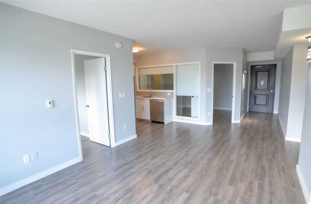210 - 1291 Gordon St, Condo with 3 bedrooms, 3 bathrooms and 1 parking in Guelph ON | Card Image