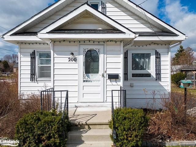 200 St. Vincent Street, House detached with 2 bedrooms, 1 bathrooms and 3 parking in Meaford ON | Image 12