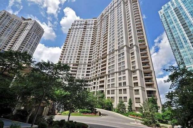 ph 28 - 3888 Duke Of York Blvd, Condo with 2 bedrooms, 2 bathrooms and 2 parking in Mississauga ON | Image 1