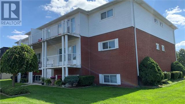 304 - 253 Fitch Street, Condo with 1 bedrooms, 1 bathrooms and 1 parking in Welland ON | Image 2