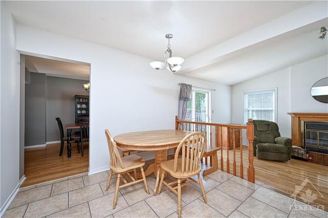 1914 Leclair Crescent, House detached with 3 bedrooms, 3 bathrooms and 4 parking in Ottawa ON | Image 11