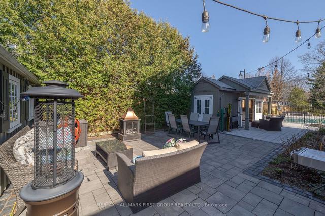 308 Henry St, House detached with 6 bedrooms, 4 bathrooms and 7 parking in Cobourg ON | Image 31