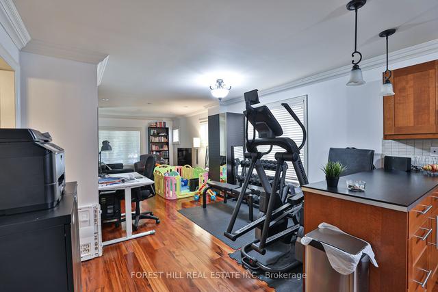 551-553 Indian Rd, House detached with 4 bedrooms, 4 bathrooms and 0 parking in Toronto ON | Image 37
