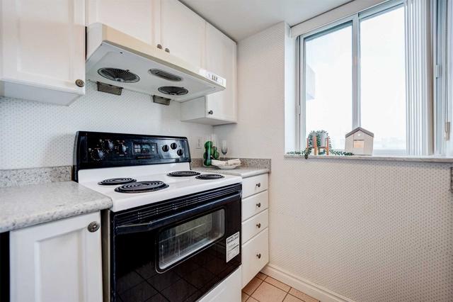 2307 - 3 Pemberton Ave, Condo with 1 bedrooms, 1 bathrooms and 1 parking in Toronto ON | Image 13