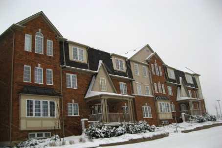 03 - 642 Shoreline Dr, Townhouse with 2 bedrooms, 2 bathrooms and 2 parking in Mississauga ON | Image 1