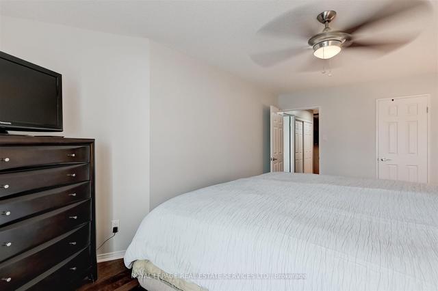 e24 - 300 Mill Rd, Condo with 2 bedrooms, 2 bathrooms and 1 parking in Toronto ON | Image 5