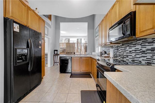 55 Trailside Walk, House detached with 5 bedrooms, 3 bathrooms and 4 parking in Brampton ON | Image 7