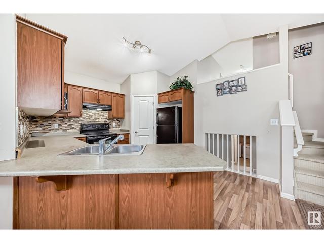 2333 28a Av Nw Nw, House detached with 4 bedrooms, 2 bathrooms and null parking in Edmonton AB | Image 10