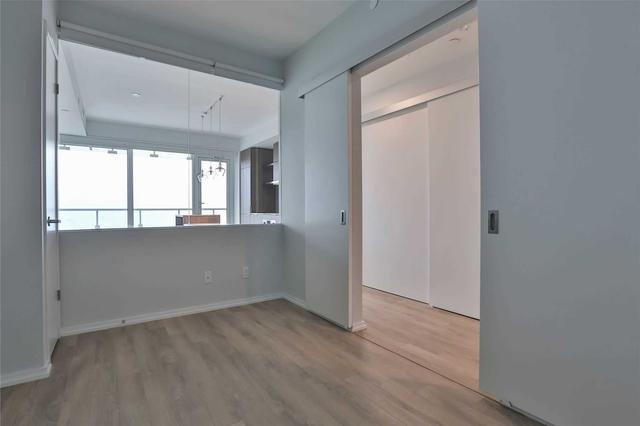 3903 - 197 Yonge St, Condo with 1 bedrooms, 1 bathrooms and 0 parking in Toronto ON | Image 12