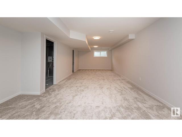 5702 Juchli Av Nw, House attached with 3 bedrooms, 3 bathrooms and null parking in Edmonton AB | Image 28