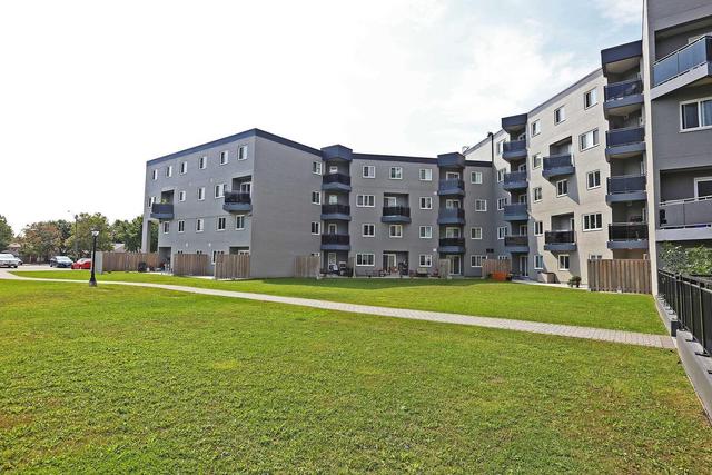 121 - 2001 Bonnymede Dr, Townhouse with 3 bedrooms, 2 bathrooms and 1 parking in Mississauga ON | Image 16