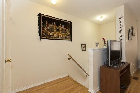 136 - 4950 Albina Way, Townhouse with 3 bedrooms, 3 bathrooms and 2 parking in Mississauga ON | Image 2