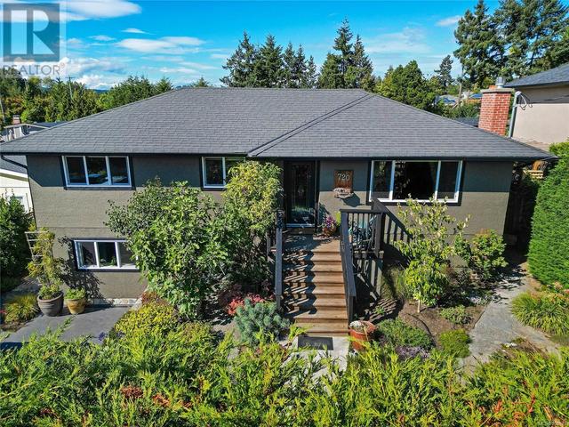 720 Chesterlea Rd, House detached with 4 bedrooms, 2 bathrooms and 4 parking in Saanich BC | Image 22