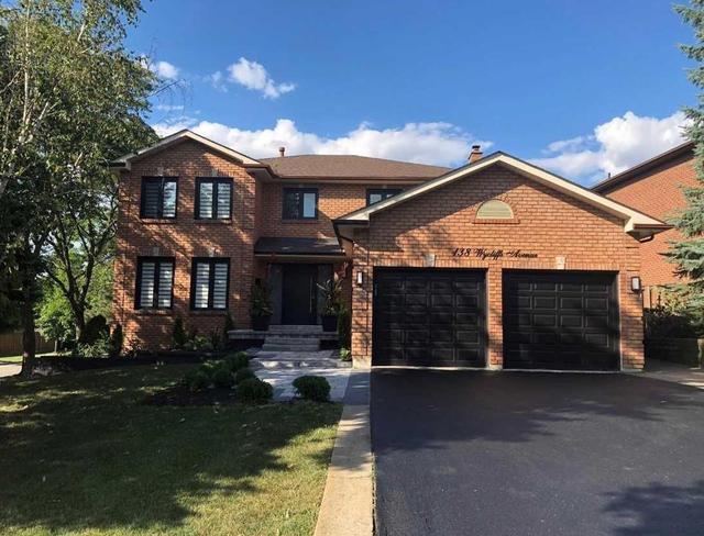 138 Wycliffe Ave, House detached with 4 bedrooms, 3 bathrooms and 4 parking in Vaughan ON | Image 1