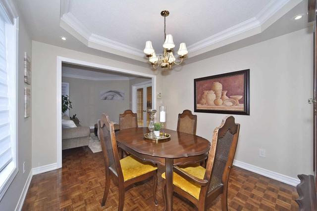 106 Wildhaven Cres, House detached with 4 bedrooms, 4 bathrooms and 4 parking in Vaughan ON | Image 2