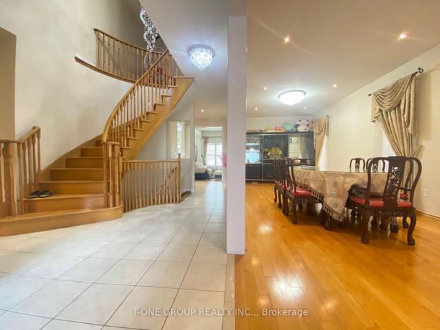88 Sanwood Blvd, House detached with 4 bedrooms, 4 bathrooms and 2 parking in Toronto ON | Image 30