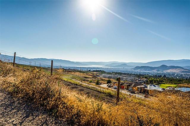 1436 Tower Ranch Drive, House detached with 2 bedrooms, 2 bathrooms and 4 parking in Kelowna BC | Image 46