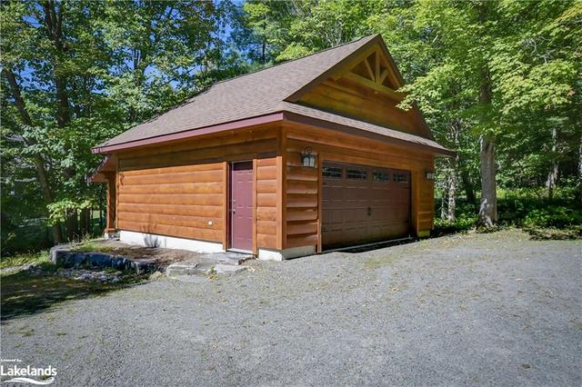 1254 Charlie Thompson Road, House detached with 4 bedrooms, 3 bathrooms and 8 parking in Lake of Bays ON | Image 41