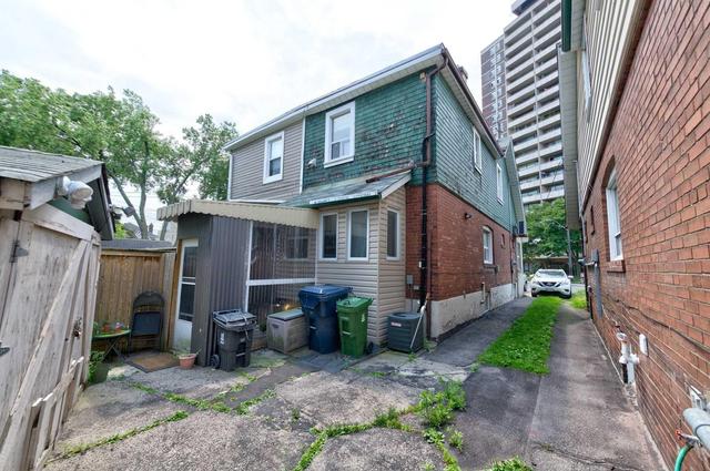 975 Broadview Ave, House semidetached with 2 bedrooms, 3 bathrooms and 1 parking in Toronto ON | Image 20
