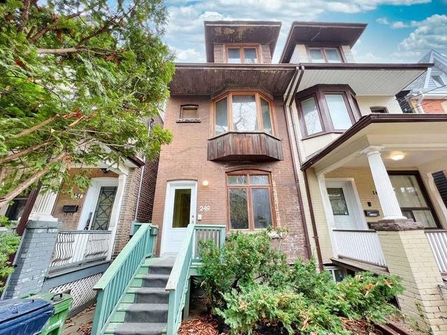 249 Major St, House semidetached with 3 bedrooms, 2 bathrooms and 1 parking in Toronto ON | Card Image