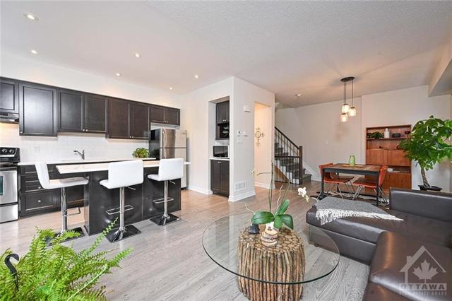 78 Stockholm Private, Townhouse with 3 bedrooms, 3 bathrooms and 2 parking in Ottawa ON | Image 11