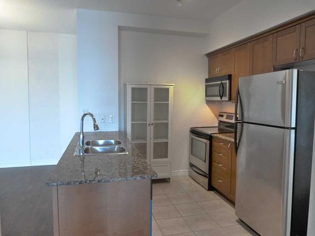 405 - 11 Christie St E, Condo with 2 bedrooms, 1 bathrooms and 1 parking in Toronto ON | Image 8