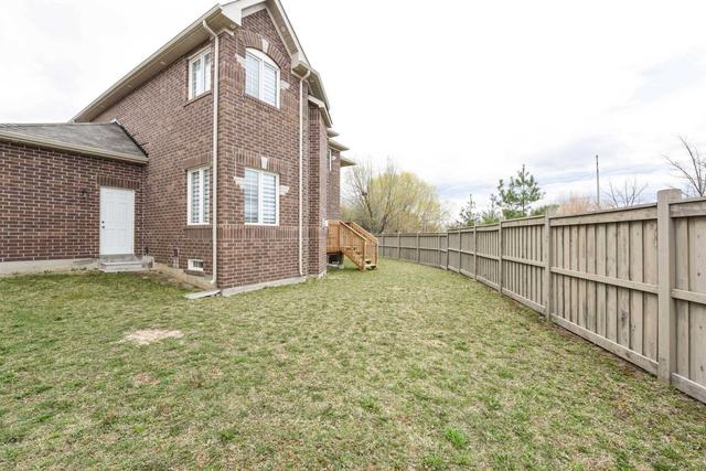 20 Bailey Pl, House detached with 4 bedrooms, 4 bathrooms and 4 parking in Brampton ON | Image 9
