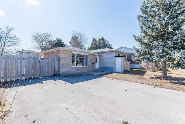 731 Balmoral Dr, House detached with 3 bedrooms, 2 bathrooms and 6 parking in Brampton ON | Image 36