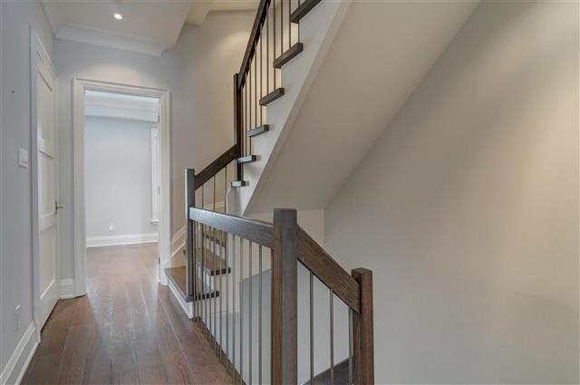 1040 Avenue Rd, Townhouse with 3 bedrooms, 3 bathrooms and 2 parking in Toronto ON | Image 8