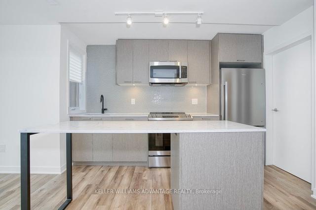 th17 - 40 Ed Clark Gdns, Townhouse with 3 bedrooms, 2 bathrooms and 1 parking in Toronto ON | Image 20