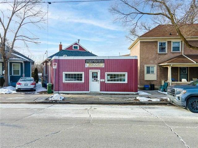 113 Niagara St, House detached with 2 bedrooms, 2 bathrooms and 2 parking in St. Catharines ON | Image 29