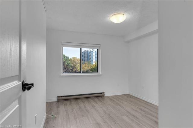 304 - 120 Barrett Court, House attached with 2 bedrooms, 2 bathrooms and 1 parking in Kingston ON | Image 19