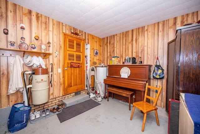 1296 Lower Craigmont Road, House detached with 2 bedrooms, 2 bathrooms and 4 parking in Madawaska Valley ON | Image 14