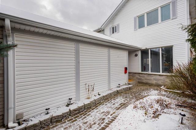 58 Elmvale Ave, House attached with 3 bedrooms, 2 bathrooms and 3 parking in Brampton ON | Image 23