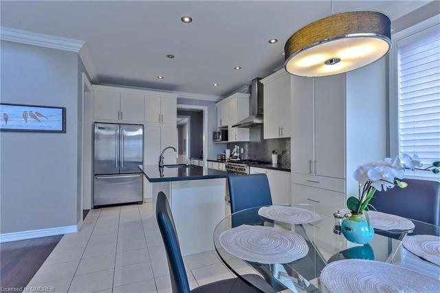 495 Hidden Tr, House detached with 4 bedrooms, 4 bathrooms and 4 parking in Oakville ON | Image 5