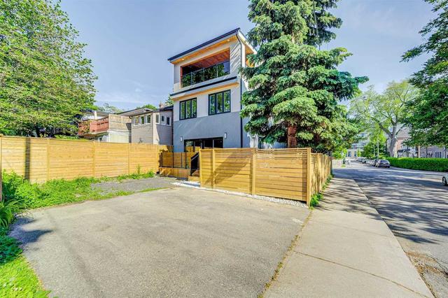 24 Badgerow Ave, House semidetached with 4 bedrooms, 5 bathrooms and 2 parking in Toronto ON | Image 32