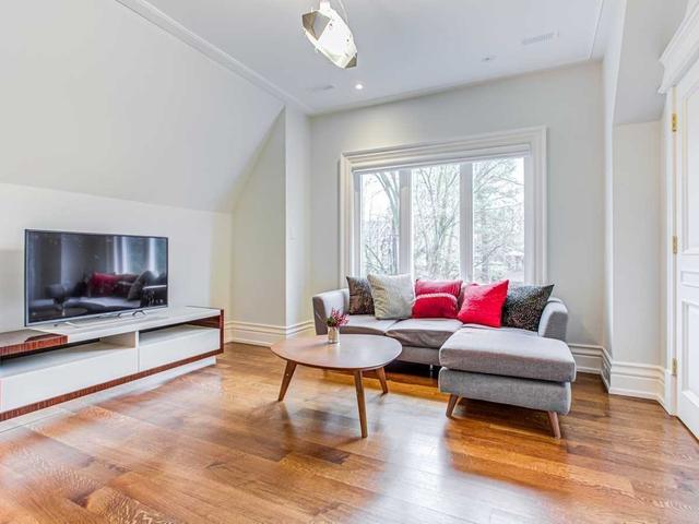 18 Brookfield Rd, House detached with 5 bedrooms, 7 bathrooms and 6 parking in Toronto ON | Image 20