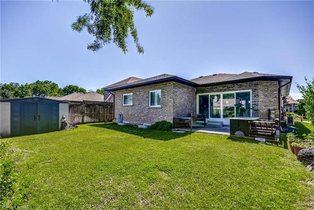 2526 Silvan Street, House detached with 4 bedrooms, 3 bathrooms and 5 parking in Niagara Falls ON | Image 40