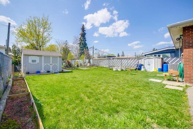 477 Silverstone Dr, House detached with 3 bedrooms, 3 bathrooms and 10 parking in Toronto ON | Image 30
