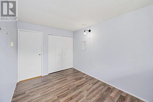 542 Carnation Pl, Condo with 2 bedrooms, 1 bathrooms and 1 parking in Saanich BC | Image 20
