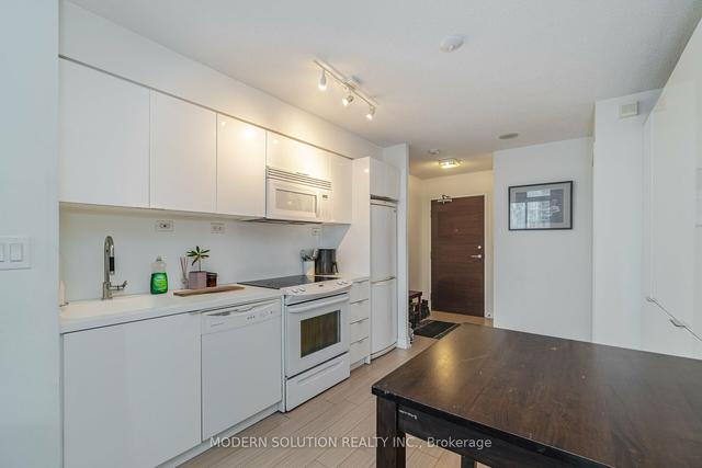 925 - 10 Capreol Crt, Condo with 1 bedrooms, 1 bathrooms and 0 parking in Toronto ON | Image 26