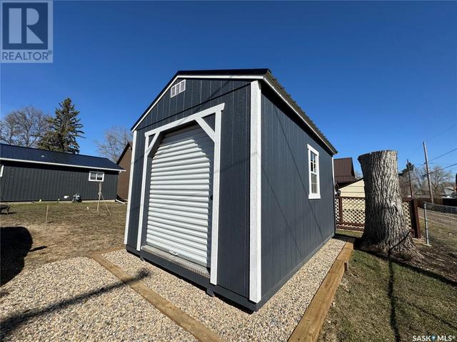 11 Macfarline Avenue, House detached with 3 bedrooms, 2 bathrooms and null parking in Yorkton SK | Image 41