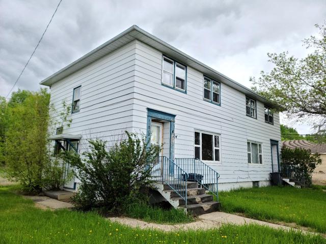 3 - 11019 99 Street, House other with 3 bedrooms, 1 bathrooms and null parking in Peace River AB | Image 1