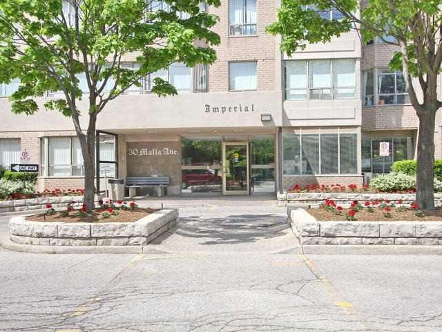 906 - 30 Malta Ave, Condo with 2 bedrooms, 2 bathrooms and 1 parking in Brampton ON | Image 3