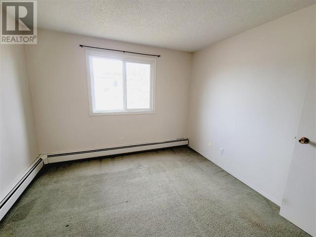 206a, - 5611 10 Avenue, Condo with 3 bedrooms, 1 bathrooms and 1 parking in Edson AB | Image 20