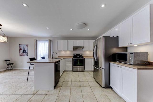 32 Rose Valley Way, House detached with 3 bedrooms, 3 bathrooms and 8 parking in Wasaga Beach ON | Image 5